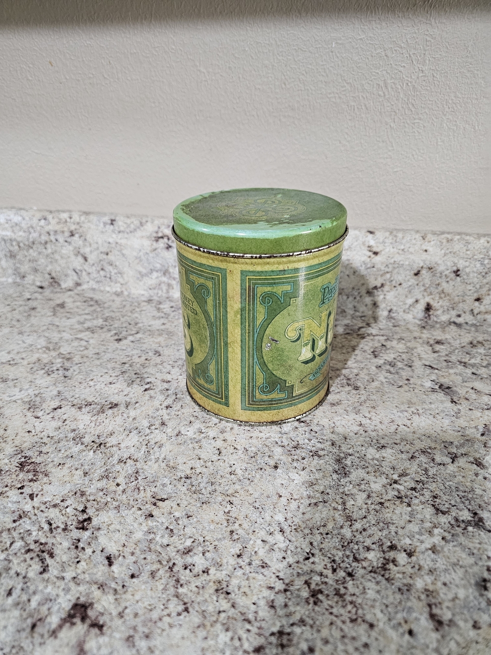 Vintage Ballonoff Nuts Tin - Picture 4 of 11
